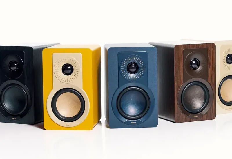 DALI Kupid: стильні поличні колонки з hi-fi звучанням за доступною ціною