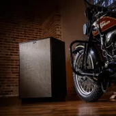 Klipsch Cornwall IV Black Ash