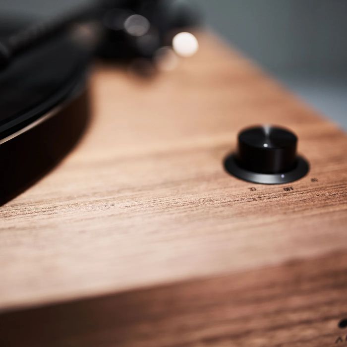 Argon Audio TT-4 Walnut