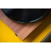 Pro-Ject T2 Walnut Rainier