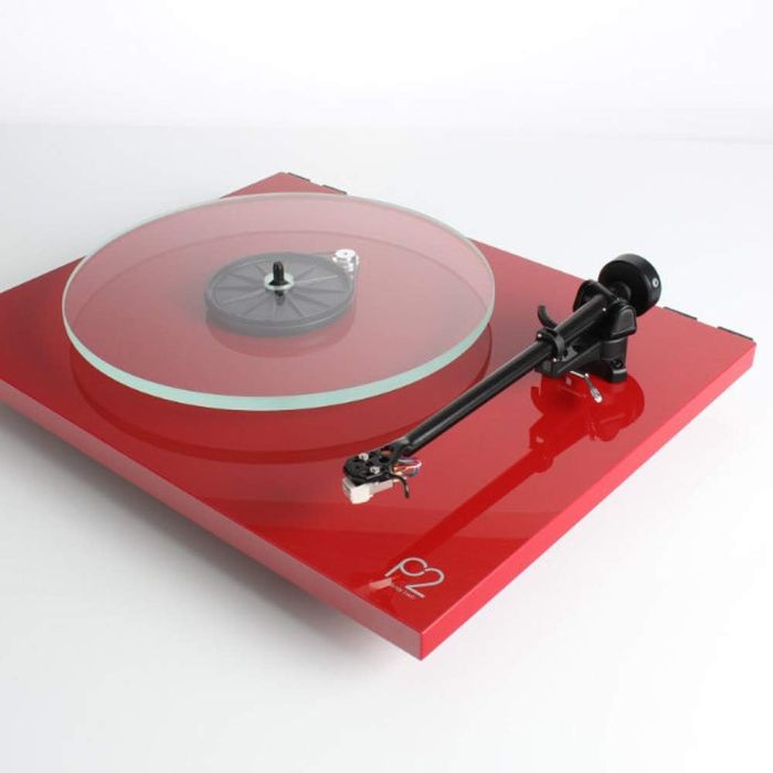 Rega Planar 2 High-Gloss Red