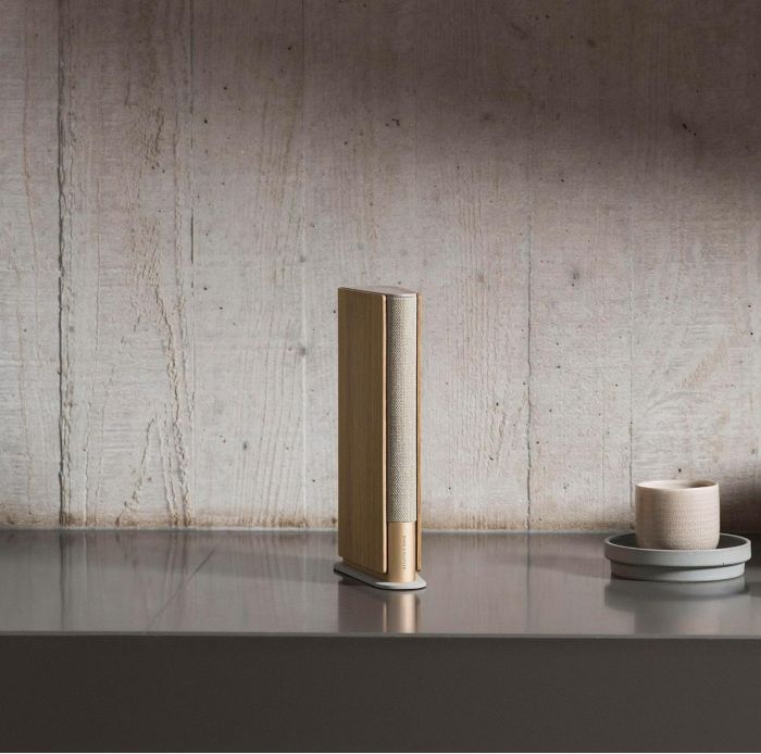 Bang & Olufsen Beosound Emerge Gold Tone Alu/Light Oak (1273701)