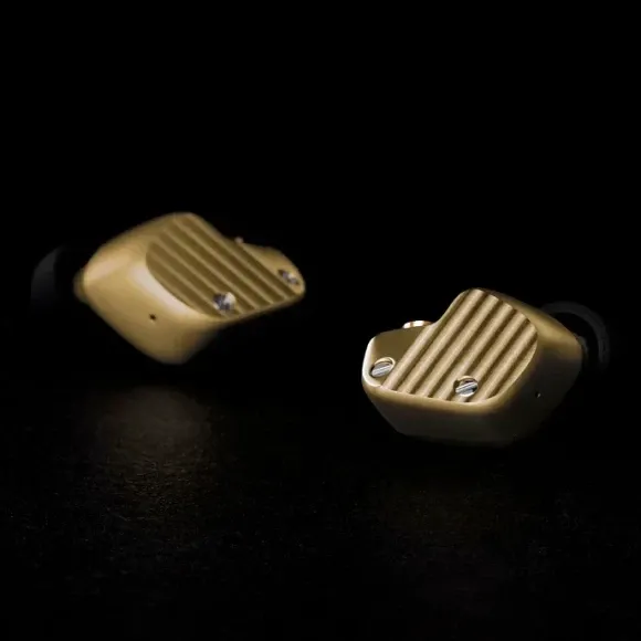 Final Audio A10000 Collector's Edition