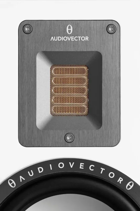 Audiovector QR 1 SE White Silk