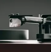 Pro-Ject Debut EVO 2 Pick It MM EVO High Gloss White