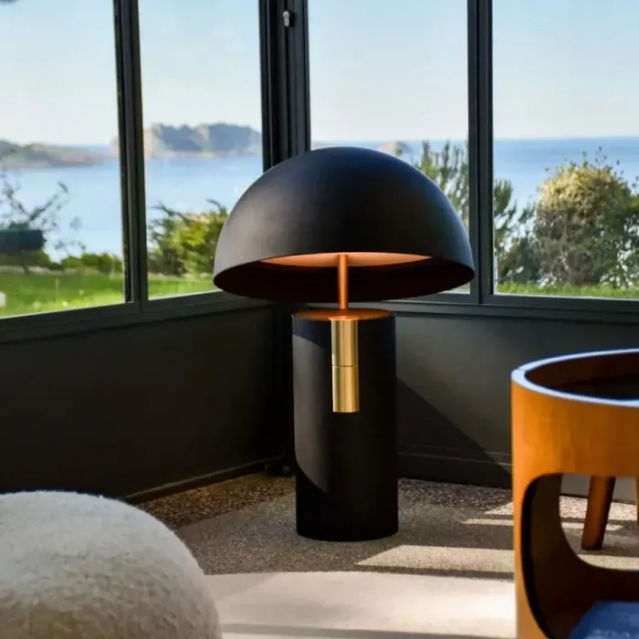 Настільна лампа із вбудованим динаміком Jaune Fabrique Grande Speaker Alto Black