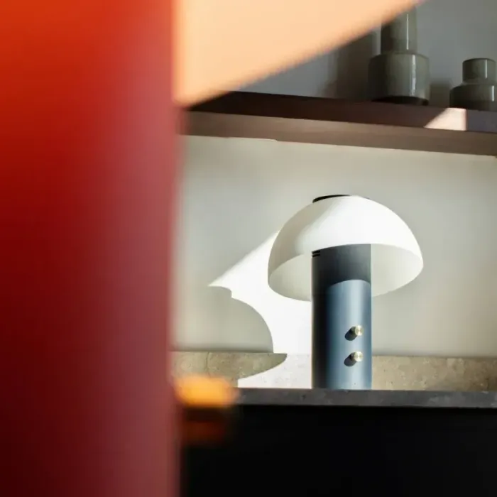 Настільна лампа із вбудованим динаміком Jaune Fabrique Piccolo Speaker Deep Blue