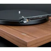Music Hall MMF-2.3 SE Walnut Spirit