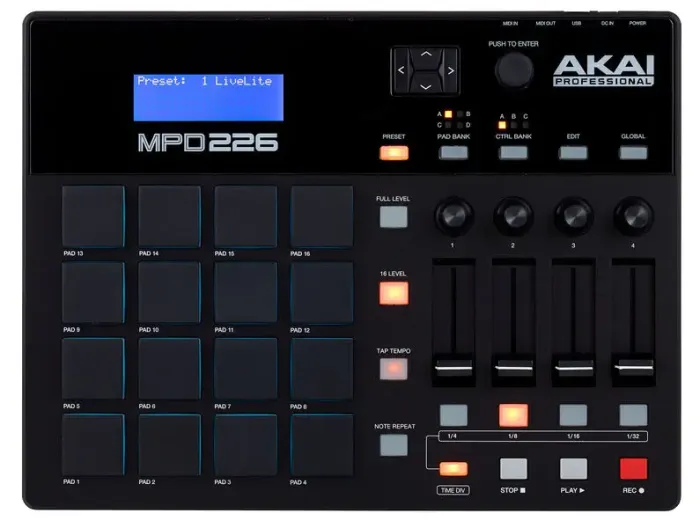 MIDI-контролер AKAI MPD226