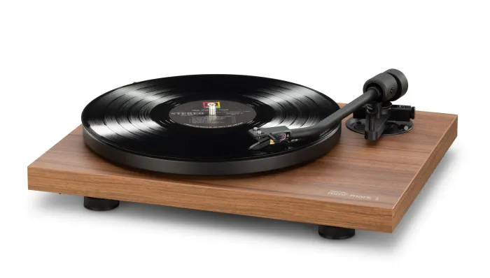 Music Hall MMF Mark1 BT5 Walnut AT3600L