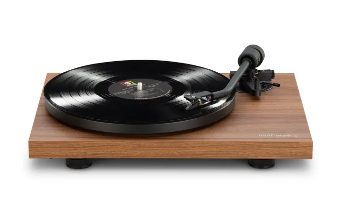 Music Hall MMF Mark1 BT5 Walnut AT3600L