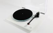 Rega Planar 6 Matt White