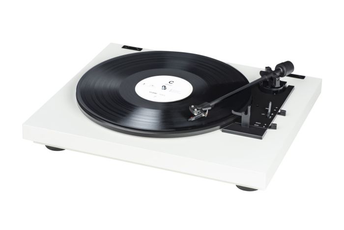 Pro-Ject A1.2 OM10 White Fully automatic turntable