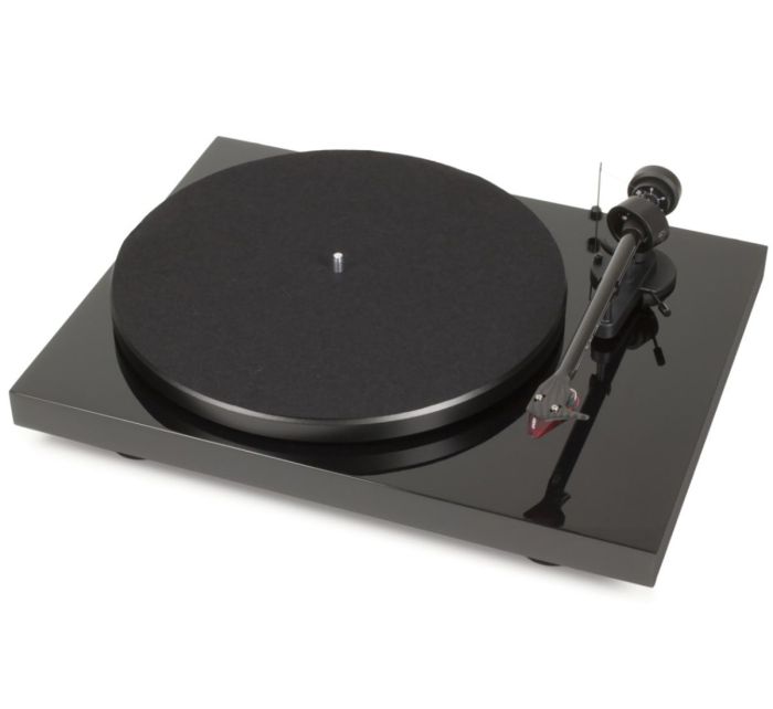 Pro-Ject Debut III DC OM5e