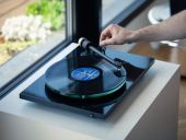 Pro-Ject T2 W Rainier High Gloss Black