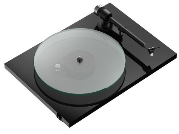 Pro-Ject T2 W Rainier High Gloss Black