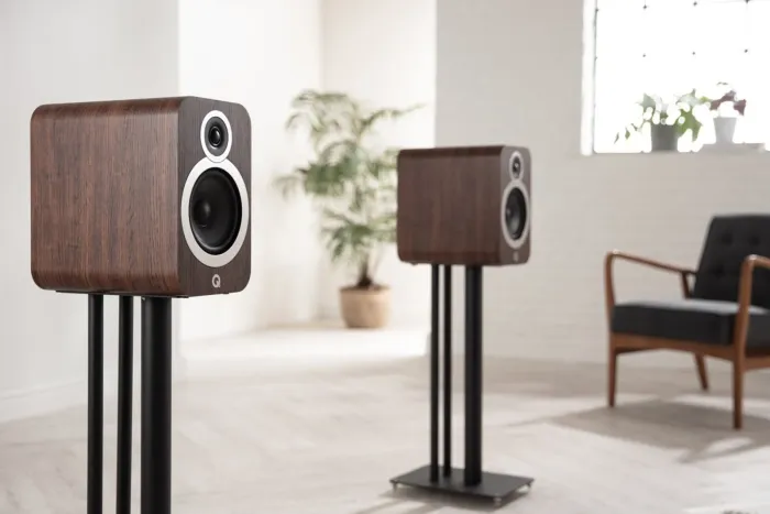 Q Acoustics 3020i English Walnut