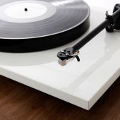 Rega Planar 1 Plus ECO Deck Gloss White