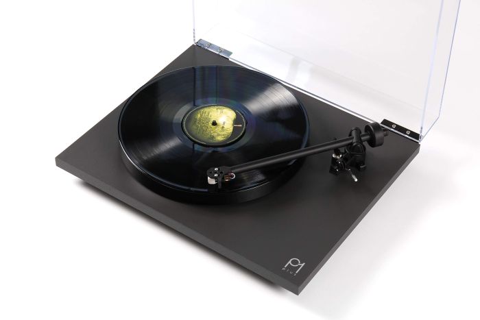 Rega Planar 1 Plus Matt Black Carbon