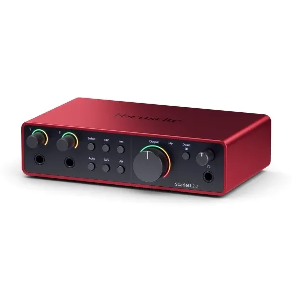 Звукова карта Focusrite Scarlett 2i2 4th Gen