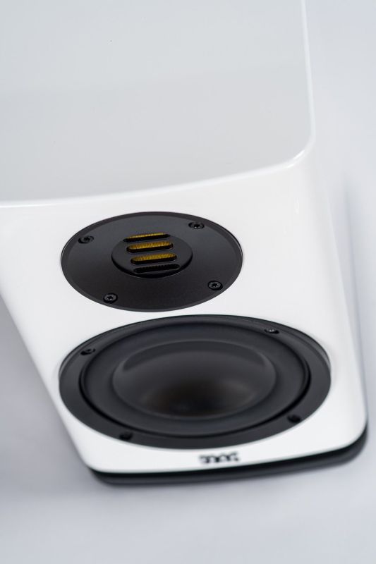 Elac Solano BS283 White High Gloss